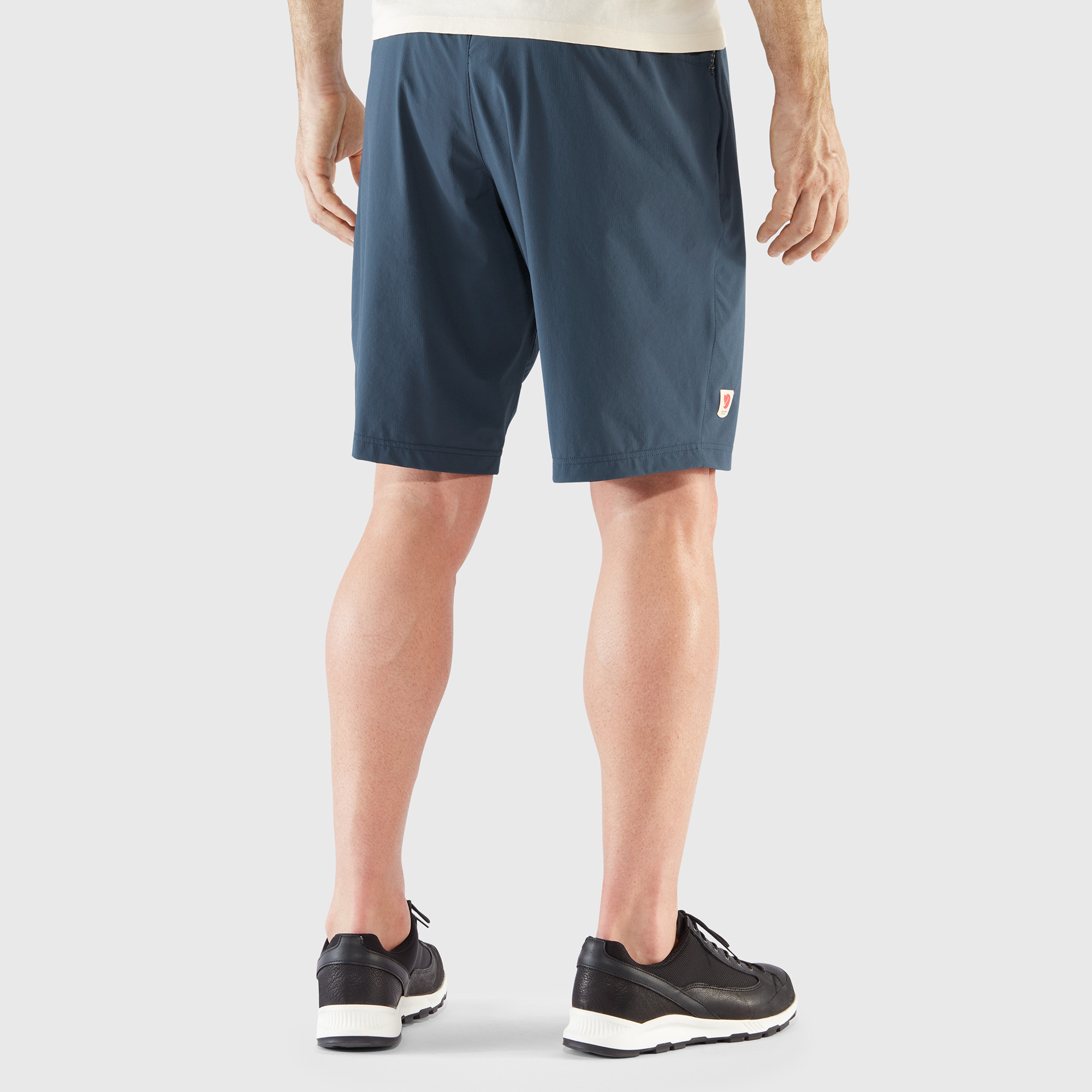 High Coast Relaxed Shorts M